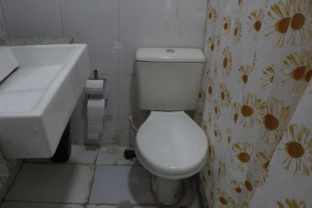 Casa de condomínio à venda com 110m², 3 quartos e sem vagaBanheiro Social