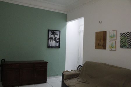 Casa de condomínio à venda com 110m², 3 quartos e sem vagaSala