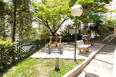 Apartamento à venda com 60m², 2 quartos e 1 vaga Apartamento à venda com 60m², 2 quartos e 1 vagaginastica aberta_4