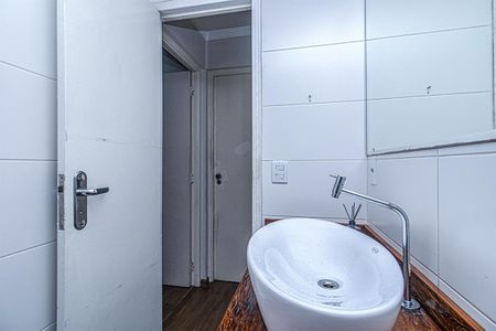 Apartamento à venda com 60m², 2 quartos e 1 vaga Apartamento à venda com 60m², 2 quartos e 1 vagabanheiro social_4
