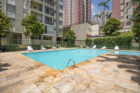 Apartamento à venda com 60m², 2 quartos e 1 vaga Apartamento à venda com 60m², 2 quartos e 1 vagapiscina_1