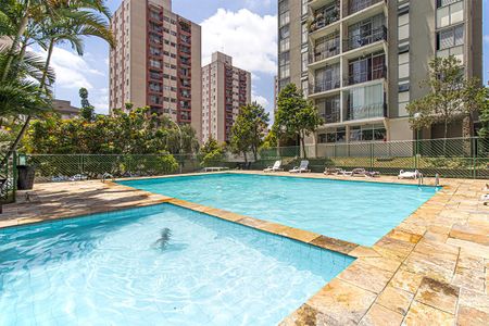 Apartamento à venda com 60m², 2 quartos e 1 vaga Apartamento à venda com 60m², 2 quartos e 1 vagapiscina_4