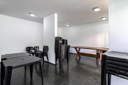 Apartamento à venda com 60m², 2 quartos e 1 vaga Apartamento à venda com 60m², 2 quartos e 1 vagasalão de festas_3