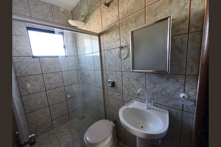 Casa para alugar com 230m², 4 quartos e 3 vagasBanheiro