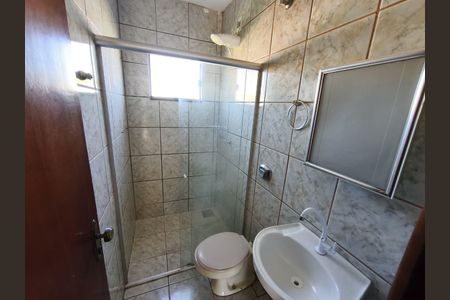 Casa para alugar com 230m², 4 quartos e 3 vagasBanheiro