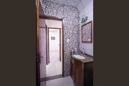 Apartamento para alugar com 60m², 2 quartos e 1 vaga Apartamento para alugar com 60m², 2 quartos e 1 vagaBanheiro