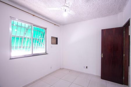 Quarto 1 de apartamento para alugar com 2 quartos, 60m² em Colubandê, São Gonçalo