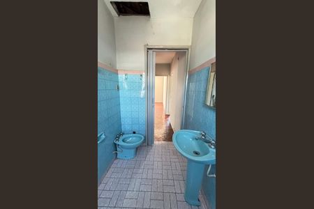 Casa para alugar com 189m², 4 quartos e 6 vagasBanheiro