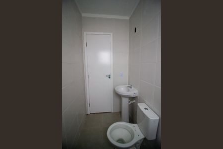 Casa de condomínio para alugar com 156m², 3 quartos e 2 vagasBanheiro