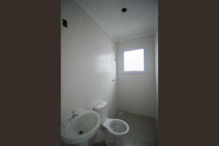 Casa de condomínio para alugar com 156m², 3 quartos e 2 vagasBanheiro da Suíte