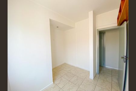 Apartamento à venda com 73m², 3 quartos e 2 vagas Apartamento à venda com 73m², 3 quartos e 2 vagasQuarto