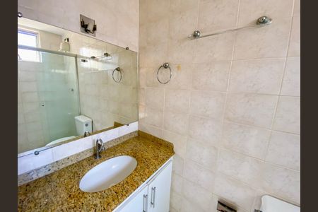 Apartamento à venda com 73m², 3 quartos e 2 vagas Apartamento à venda com 73m², 3 quartos e 2 vagasBanheiro