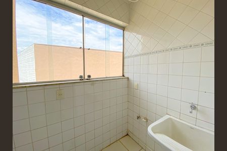 Apartamento à venda com 73m², 3 quartos e 2 vagas Apartamento à venda com 73m², 3 quartos e 2 vagasÁrea de Serviço