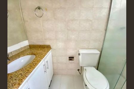 Apartamento à venda com 73m², 3 quartos e 2 vagas Apartamento à venda com 73m², 3 quartos e 2 vagasBanheiro