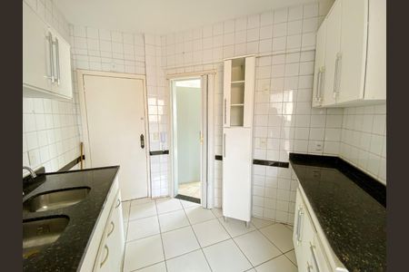 Apartamento à venda com 73m², 3 quartos e 2 vagas Apartamento à venda com 73m², 3 quartos e 2 vagasCozinha
