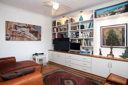 Sala 2 de apartamento à venda com 2 quartos, 150m² em Independência, Porto Alegre