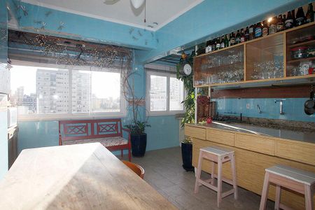 Apartamento à venda com 150m², 2 quartos e 1 vagaCozinha