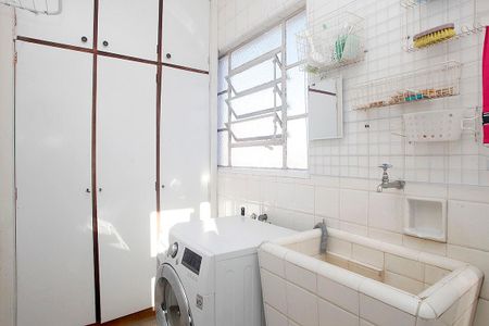 Apartamento à venda com 150m², 2 quartos e 1 vagaÁrea de Serviço