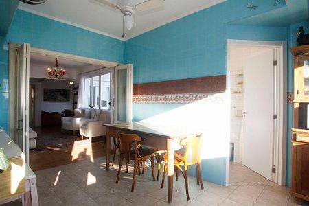 Apartamento à venda com 150m², 2 quartos e 1 vagaCozinha