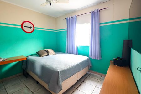 Casa para alugar com 80m², 2 quartos e 1 vagaQuarto