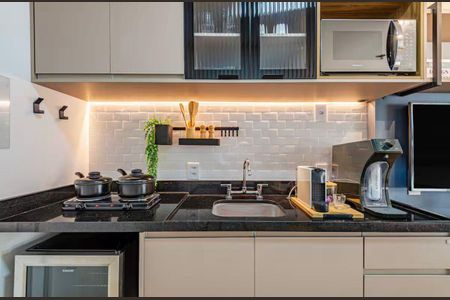Studio à venda com 21m², 1 quarto e sem vaga Studio à venda com 21m², 1 quarto e sem vagaCozinha