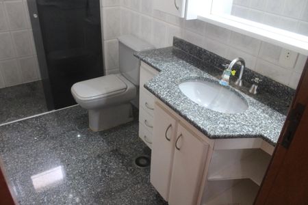 Apartamento à venda com 148m², 3 quartos e 2 vagasBanheiro da Suíte