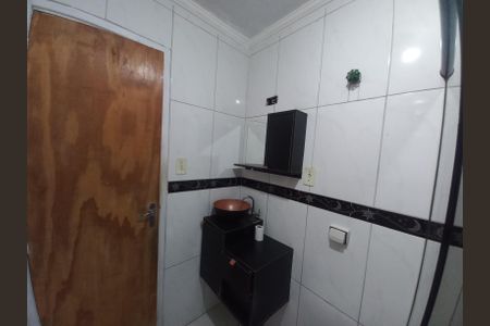 Banheiro de apartamento para alugar com 1 quarto, 52m² em Vila Nossa Senhora de Fatima, São Vicente