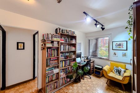 Apartamento à venda com 80m², 3 quartos e 1 vagaEscritório