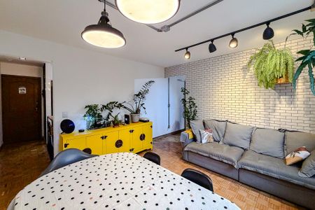 Apartamento à venda com 80m², 3 quartos e 1 vagaSala