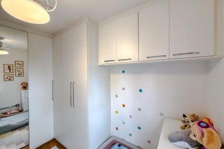 Apartamento à venda com 80m², 3 quartos e 1 vagaQuarto 2