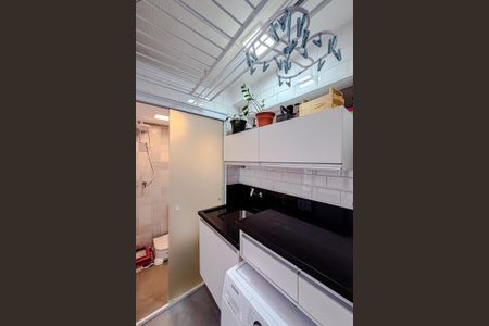 Apartamento à venda com 80m², 3 quartos e 1 vagaÁrea de Serviço
