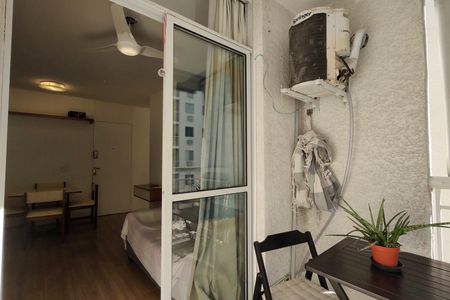Apartamento à venda com 48m², 2 quartos e 1 vagaVaranda