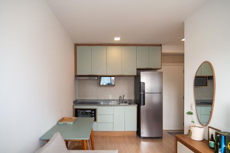 Sala / Cozinha de apartamento para alugar com 1 quarto, 25m² em Bela Vista, São Paulo