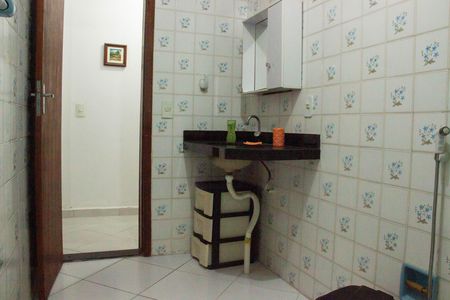 Casa de condomínio para alugar com 110m², 3 quartos e 1 vaga Casa de condomínio para alugar com 110m², 3 quartos e 1 vagaBanheiro Social