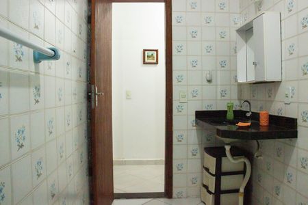 Casa de condomínio para alugar com 110m², 3 quartos e 1 vaga Casa de condomínio para alugar com 110m², 3 quartos e 1 vagaBanheiro Social