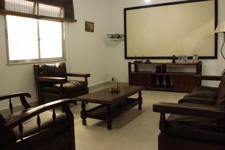 Sala de casa de condomínio para alugar com 3 quartos, 110m² em Braga, Cabo Frio