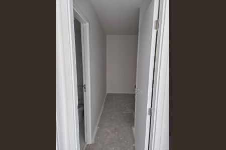 Corredor de apartamento à venda com 2 quartos, 47m² em Vila Nova Mazzei, São Paulo