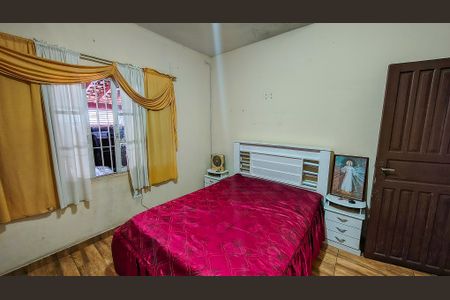 Casa à venda com 275m², 7 quartos e 4 vagasQuarto 2