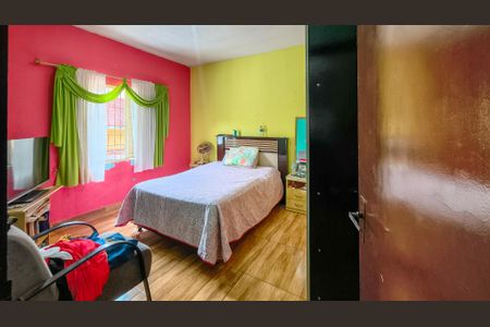 Casa à venda com 275m², 7 quartos e 4 vagasQuarto 1