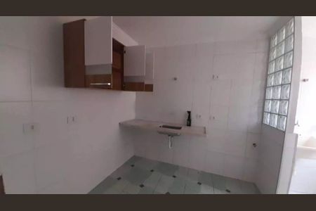 Cozinha de apartamento à venda com 2 quartos, 58m² em Parque das Camelias, Campinas