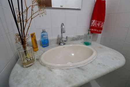 Apartamento para alugar com 180m², 4 quartos e 2 vagasLavabo