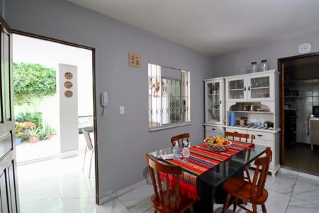 Apartamento para alugar com 180m², 4 quartos e 2 vagasCozinha