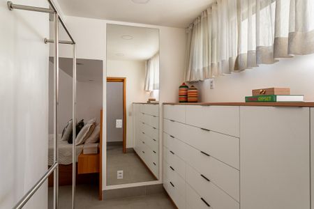 Apartamento à venda com 153m², 3 quartos e sem vagaSuite 