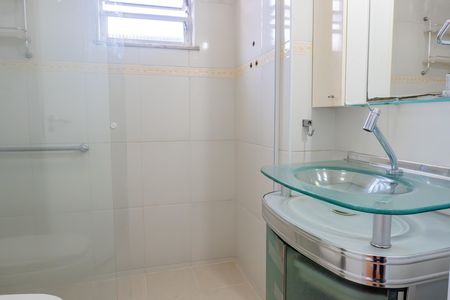 Banheiro de apartamento para alugar com 1 quarto, 40m² em Vila Isabel, Rio de Janeiro