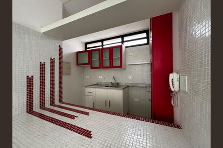 Cozinha de apartamento para alugar com 1 quarto, 42m² em Vila Madalena, São Paulo
