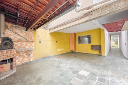 Casa à venda com 96m², 2 quartos e 3 vagas Casa à venda com 96m², 2 quartos e 3 vagasGaragem
