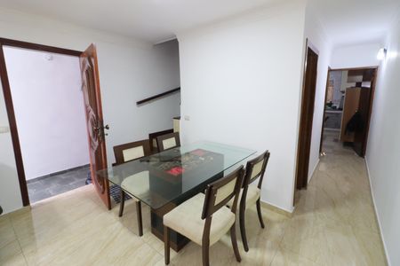 Casa para alugar com 96m², 3 quartos e 3 vagasSala