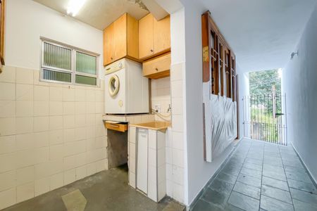 Casa à venda com 96m², 2 quartos e 3 vagas Casa à venda com 96m², 2 quartos e 3 vagasÁrea de Serviço