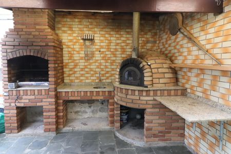 Casa para alugar com 96m², 3 quartos e 3 vagasChurrasqueira