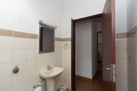 Casa à venda com 384m², 2 quartos e 4 vagas Casa à venda com 384m², 2 quartos e 4 vagasBanheiro